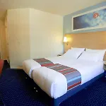 Travelodge 3* 约克