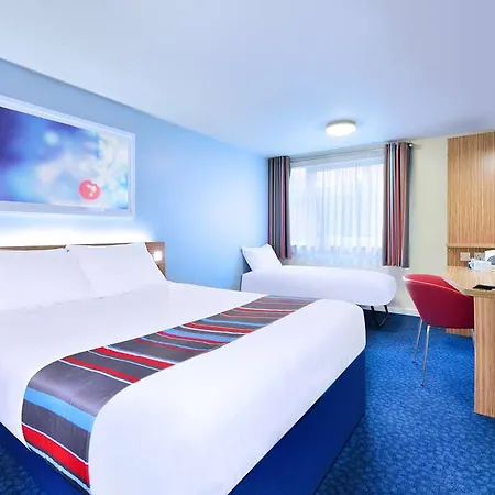 Travelodge 3* 约克
