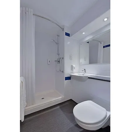 Hotel Travelodge 3*